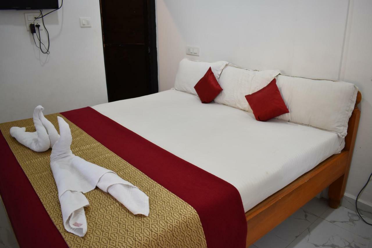 Hotel Mj Beach Resort Baga Exterior foto
